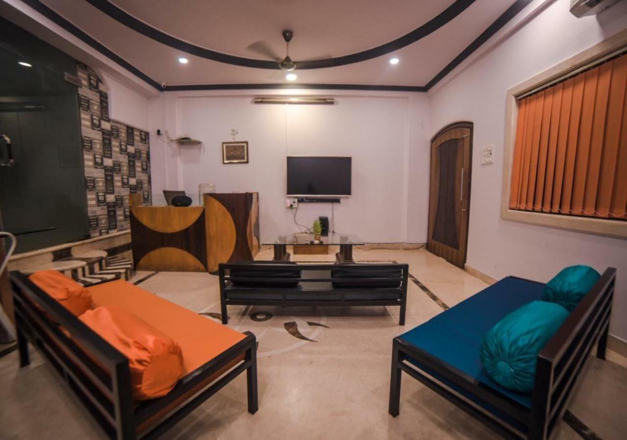 Happinest - The Backpacker'S Hostel Мумбаї Екстер'єр фото